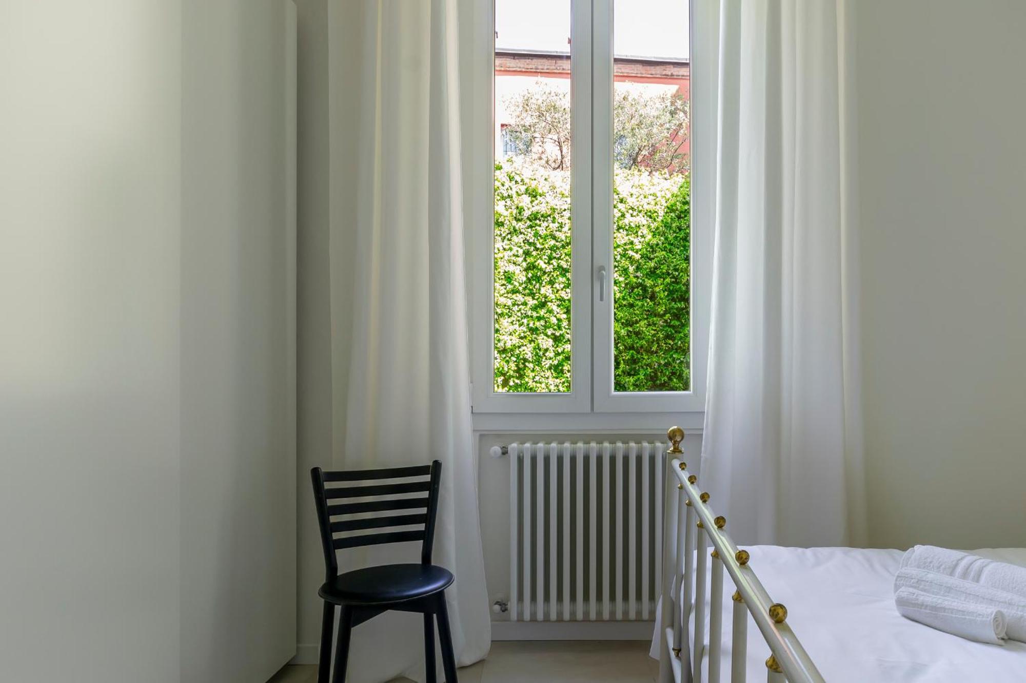 Apartment Amos - 5 Minutes From Piazza Maggiore Bologna Exterior photo